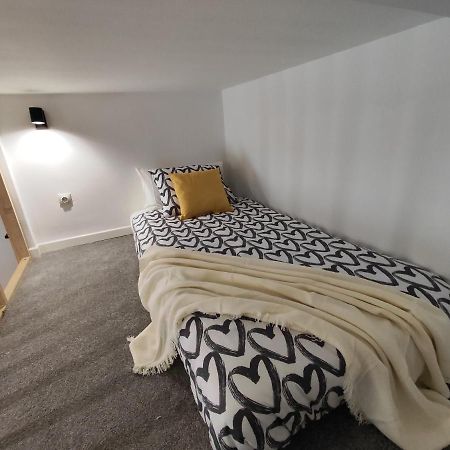 Precioso Apartamento En Puente Vallecas, Madrid. D エクステリア 写真